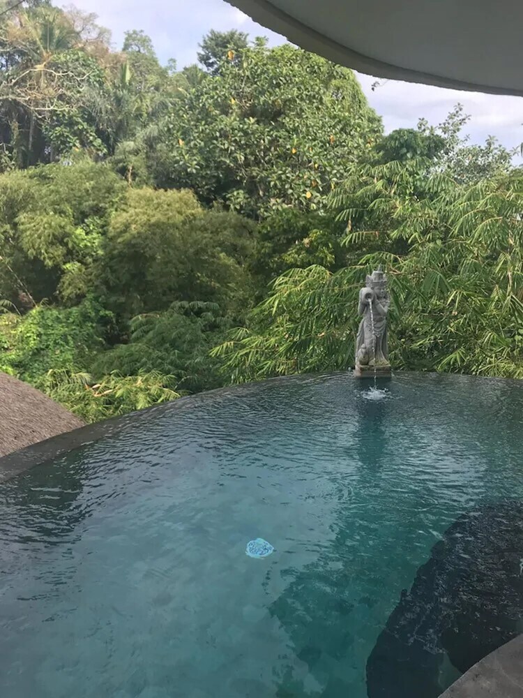 Hotel The Udaya Resorts And Spa