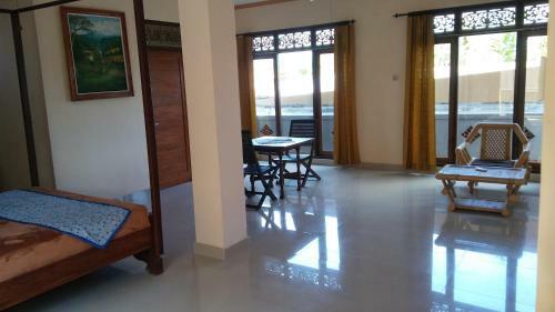 Bed & Breakfast Kasih Sayang House