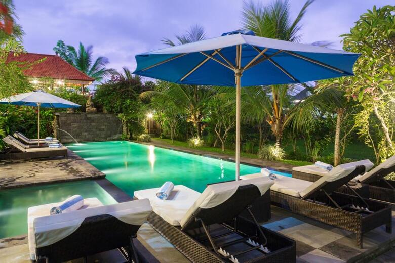 Hotel Kiskenda Cottages & Restaurant