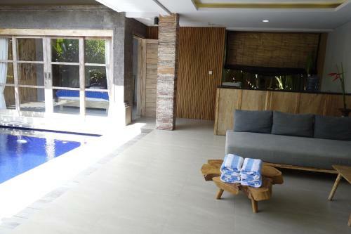 Hana Villa