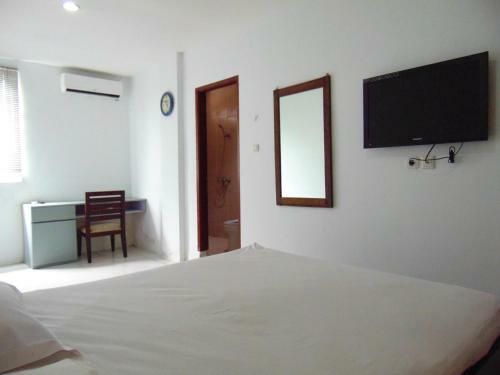Hostal Room 868