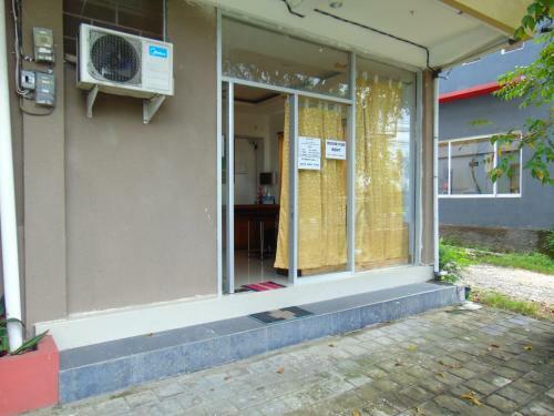 Hostal Room 868