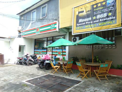 Hostal Room 868