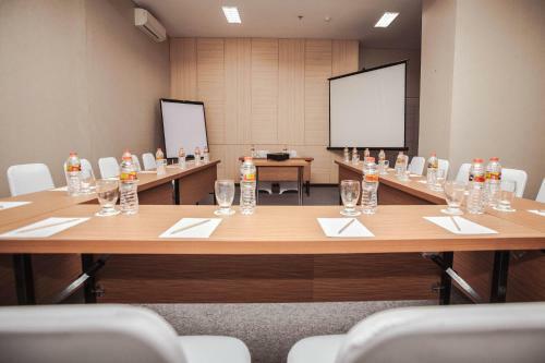 Whiz Prime Hotel Sudirman Makassar