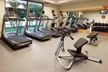 Hotel Doubletree Club By Hilton Dallas Farmers Branch