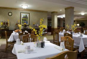 Hotel Doubletree Club By Hilton Dallas Farmers Branch