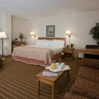 Hotel Doubletree Club By Hilton Dallas Farmers Branch