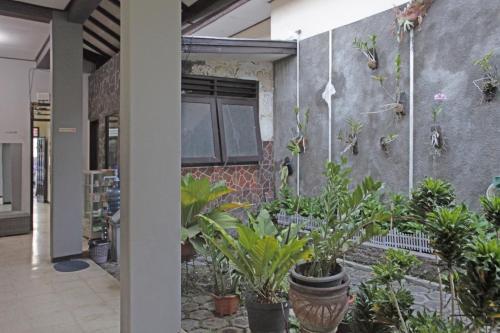 Hostal Reddoorz @ Soekarno Hatta 2