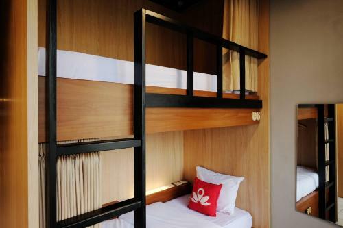 Zen Hostel Alun-alun Sarinah