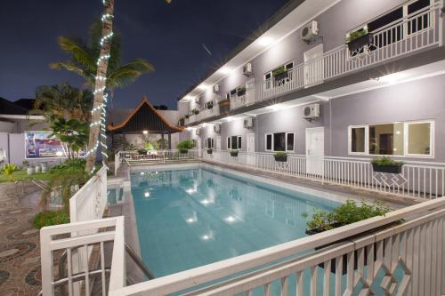 Hostal Reddoorz Plus @ Bukit Dieng Malang