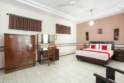 Hostal Reddoorz Near Balai Kota Malang