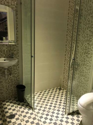 Hostal Hillside Suite Guest House