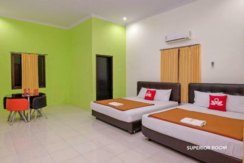 Hotel Zen Rooms B Walk Batu