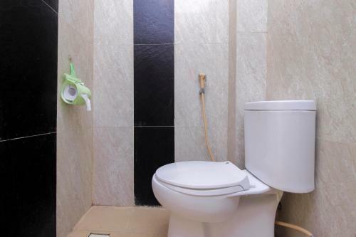 Hostal Reddoorz Near Jalan Jenderal Sudirman
