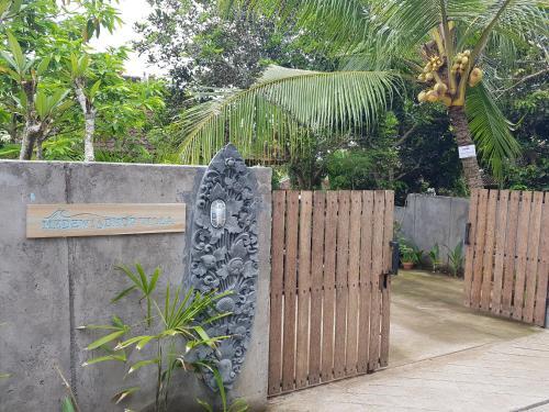 Medewi Drop Villa