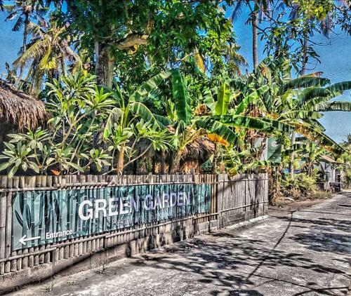 Hostal Green Garden