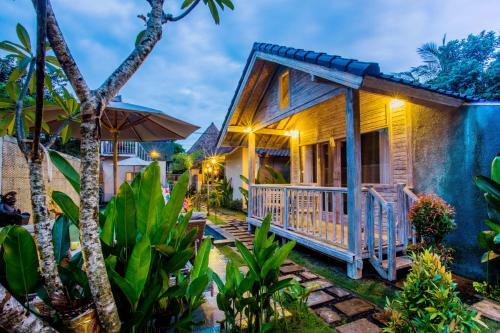 Posada The Syron Huts Lembongan