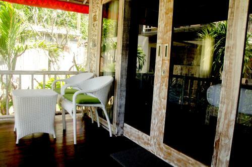 Hostal Kakiang Guesthouse