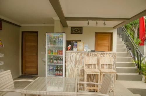 Hostal Kakiang Guesthouse