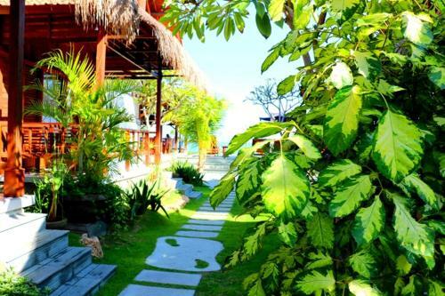 Hotel Pemedal Beach Resort