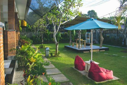 Hostal Taju Guest House