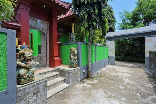Lembongan Hostel