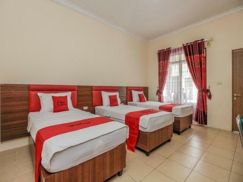 Hotel Reddoorz Plus @ Pangkal Pinang Mentok