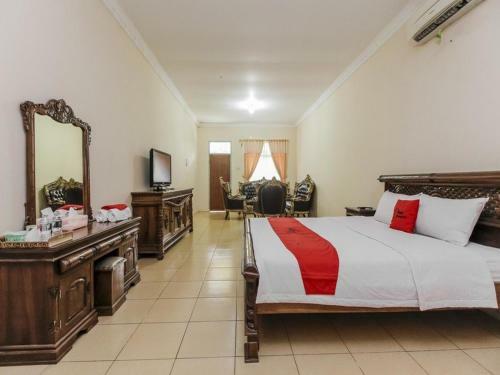 Hotel Reddoorz Plus @ Pangkal Pinang Mentok