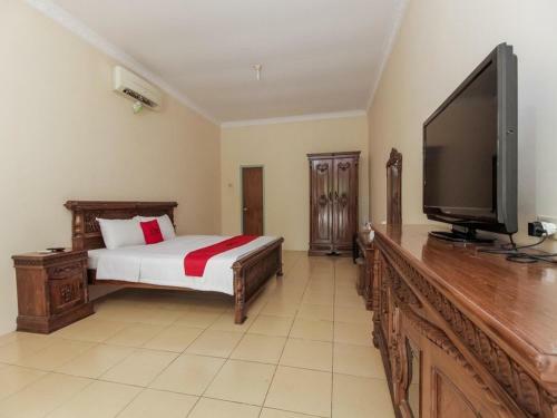 Hotel Reddoorz Plus @ Pangkal Pinang Mentok