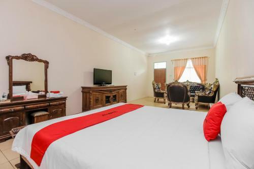 Hotel Reddoorz Plus @ Pangkal Pinang Mentok