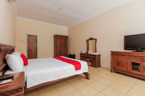 Hotel Reddoorz Plus @ Pangkal Pinang Mentok