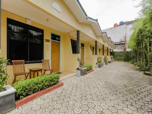 Hotel Reddoorz Plus @ Pangkal Pinang Mentok