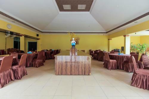 Hotel Reddoorz Plus @ Pangkal Pinang Mentok