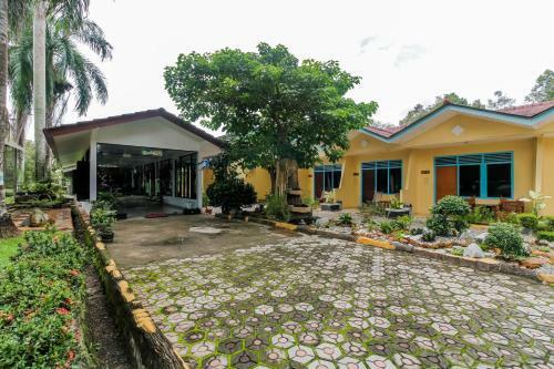 Hotel Reddoorz Plus @ Pangkal Pinang Mentok