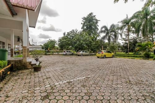 Hotel Reddoorz Plus @ Pangkal Pinang Mentok