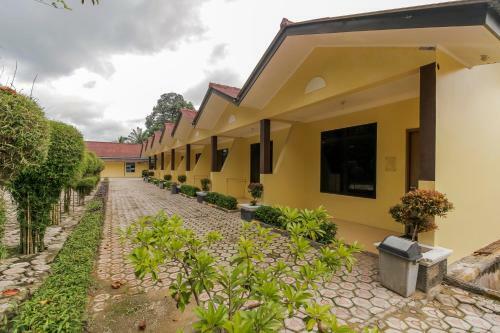 Hotel Reddoorz Plus @ Pangkal Pinang Mentok