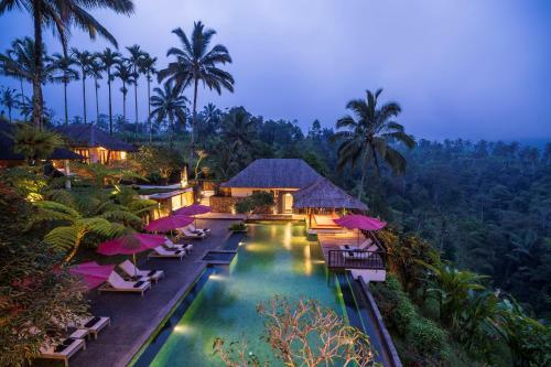 Awan Biru Villas