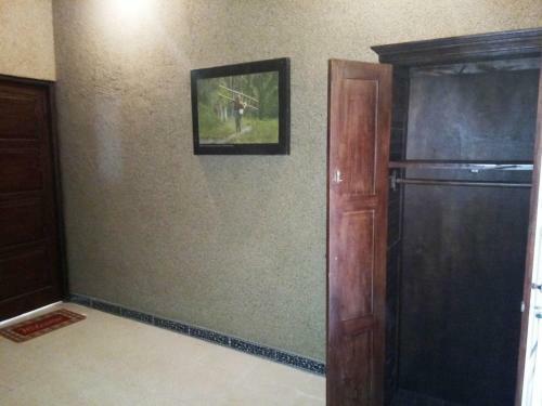 Hostal Prisida Guest House