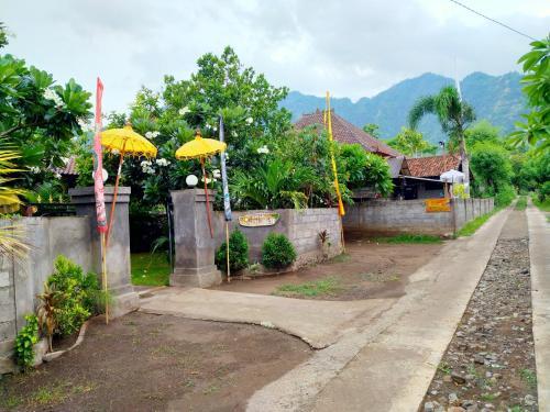Hostal Angga Guest House