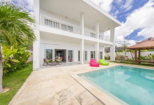 Villa Coddiwomple