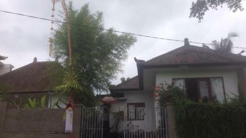 Hostal Ona House