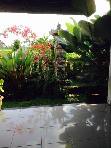 Hostal Ona House