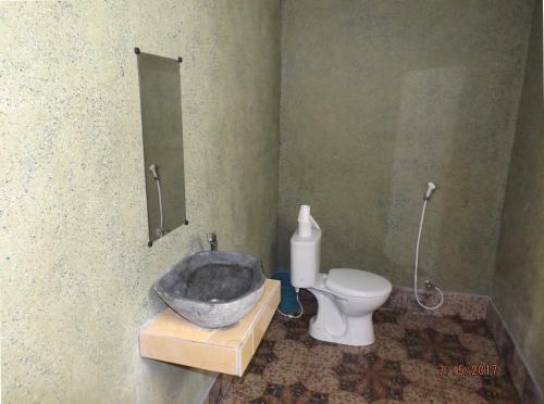 Hostal Aura Guest House