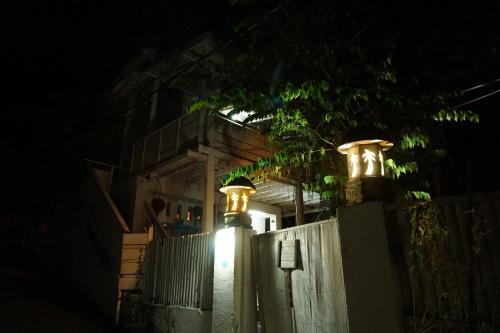 Bed & Breakfast Salon De Nomad Gili T.