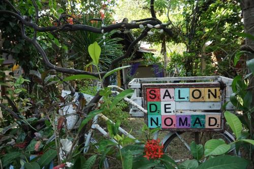 Bed & Breakfast Salon De Nomad Gili T.