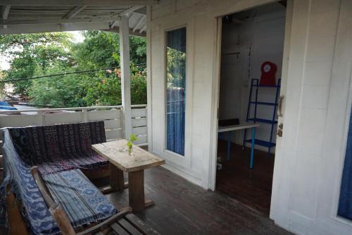 Bed & Breakfast Salon De Nomad Gili T.