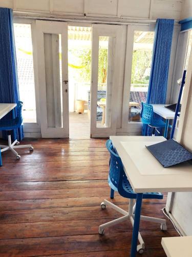 Bed & Breakfast Salon De Nomad Gili T.