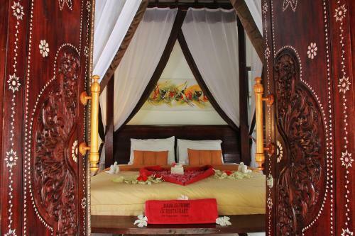 Hotel Banana Leaf Resort