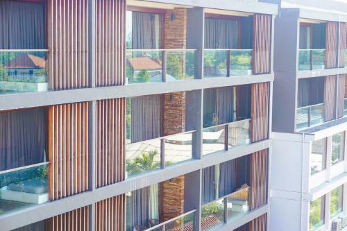 Suites By Watermark Hotel And Spa