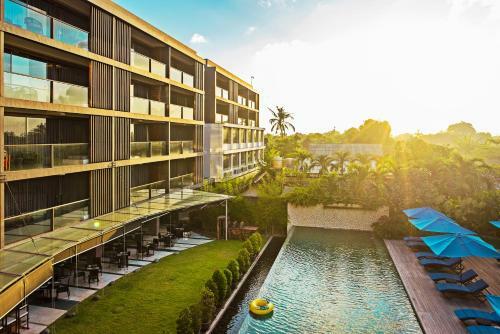 Suites By Watermark Hotel And Spa